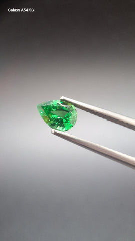 Tsavorite garnet pear