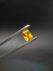 Yellow saphir