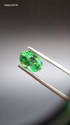 Tsavorit garnet Oval