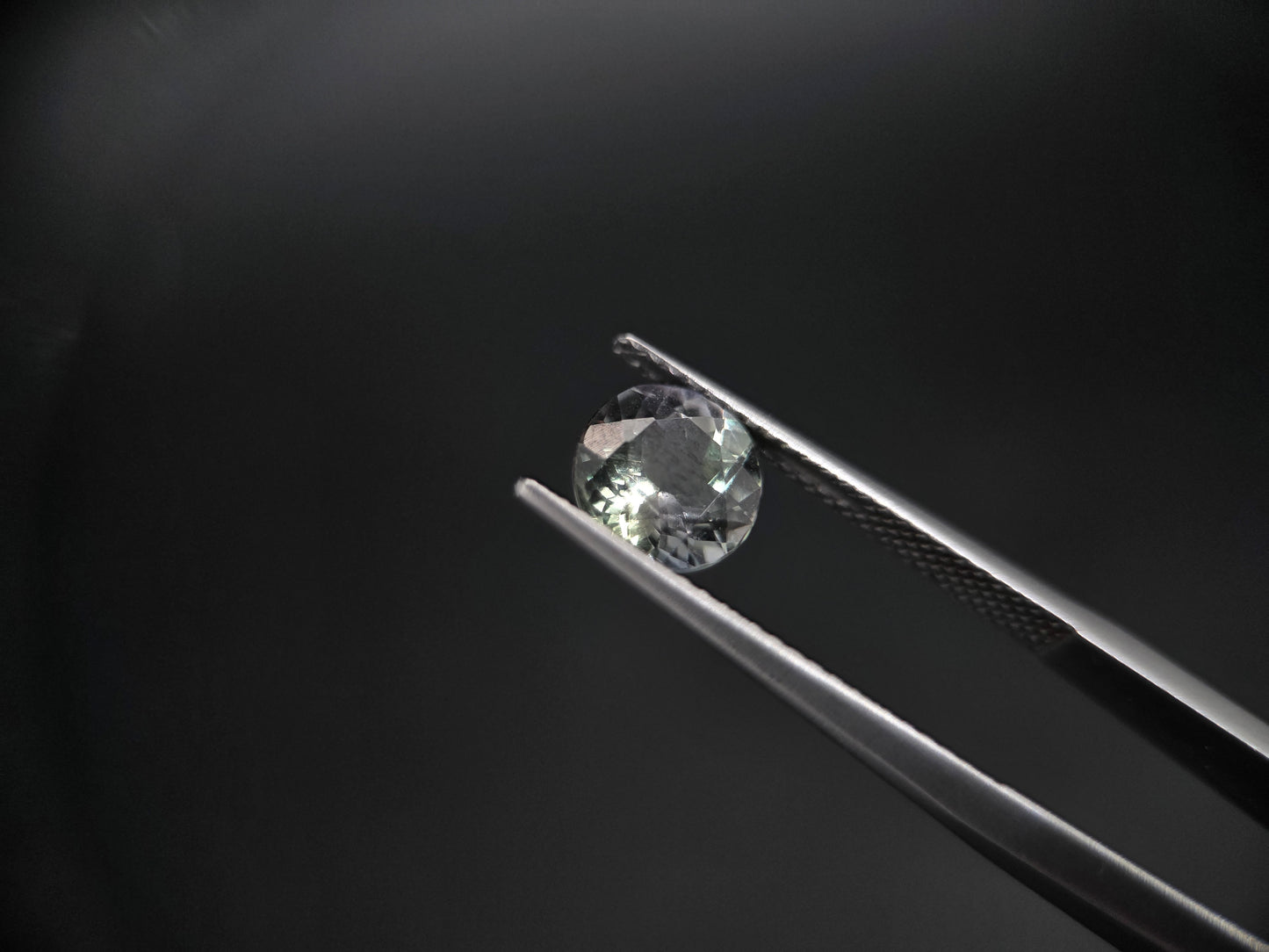 Unbehandelter Tansanit (Zoisit) – 1,59 ct Natürliche Seltenheit