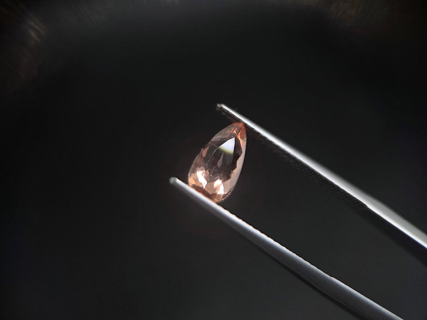 Exklusiver Imperial-Topas aus Brasilien – 1,38 ct – Eleganter Tropfenschliff