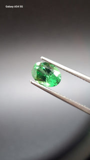 Tsavorit garnet Oval