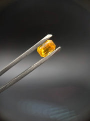 Yellow saphir