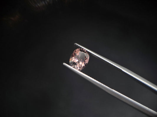 Edler Turmalin aus Nigeria – Brillanter Schliff – 1,93 ct