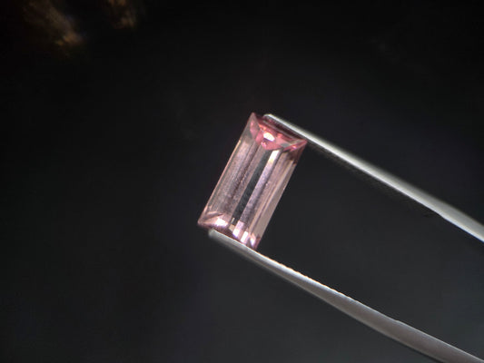 Exklusiver Pinker Turmalin – Brillanter Schliff – 3,29 ct